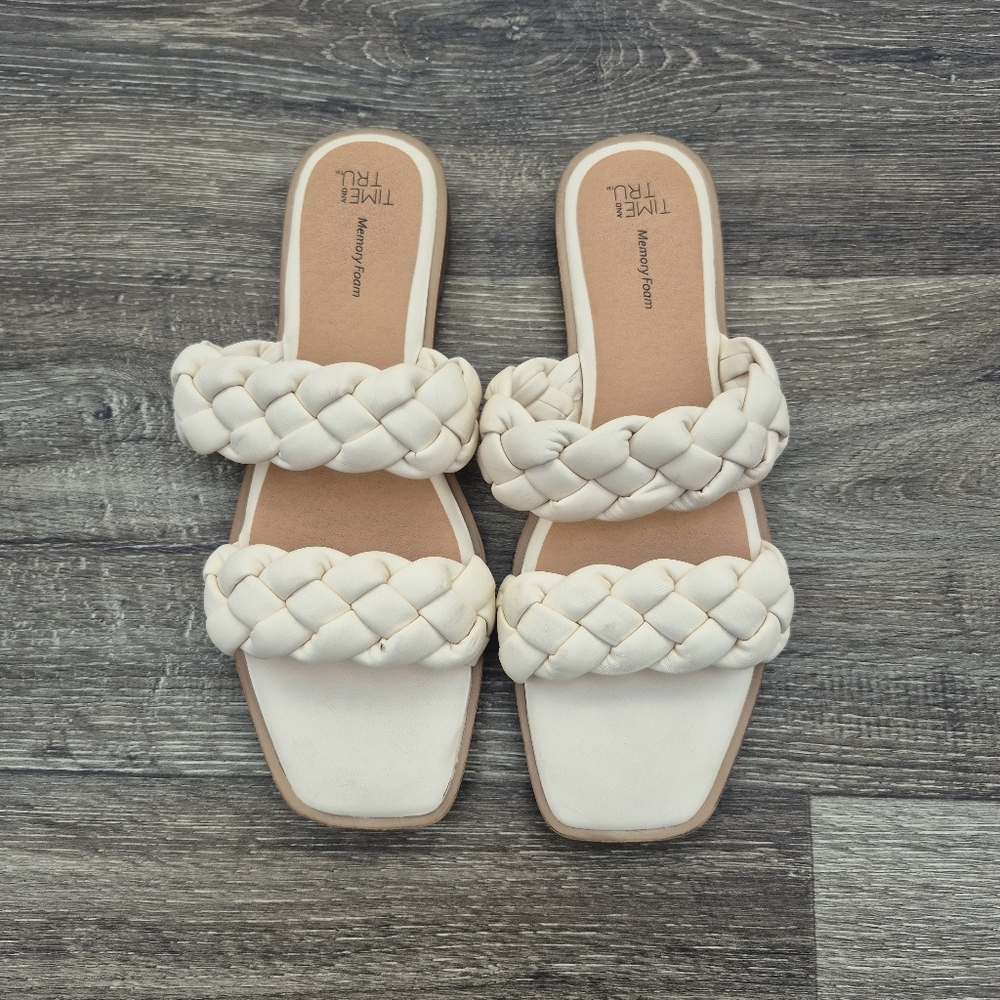 Time and Tru Braided Tan White Sandals Size 8.5 Chic Summer Spring
